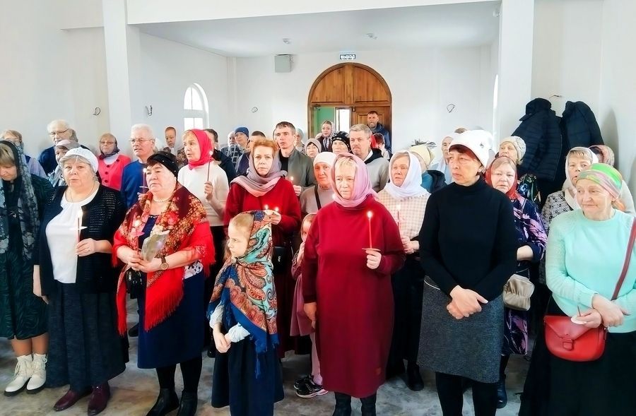 Пасха в храме Богоявления